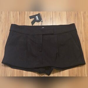 NWT RNWY Black Women's Shorts